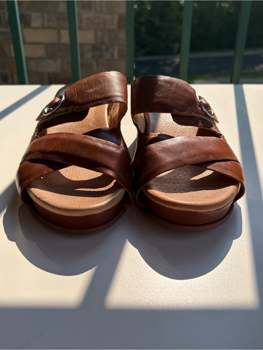 🆕 ⭐️ Brioso Brown Leather Wedge Slide Sandals Women’s Size 7.5 Casual Buckle - Picture 4 of 14